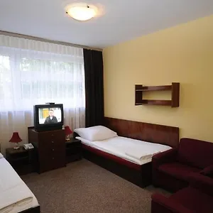 https://jowisz-hotel-poznan.poznan-hotels.com