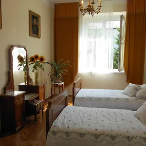 https://apartament-krakowski-styl.krakowhotelspoland.com